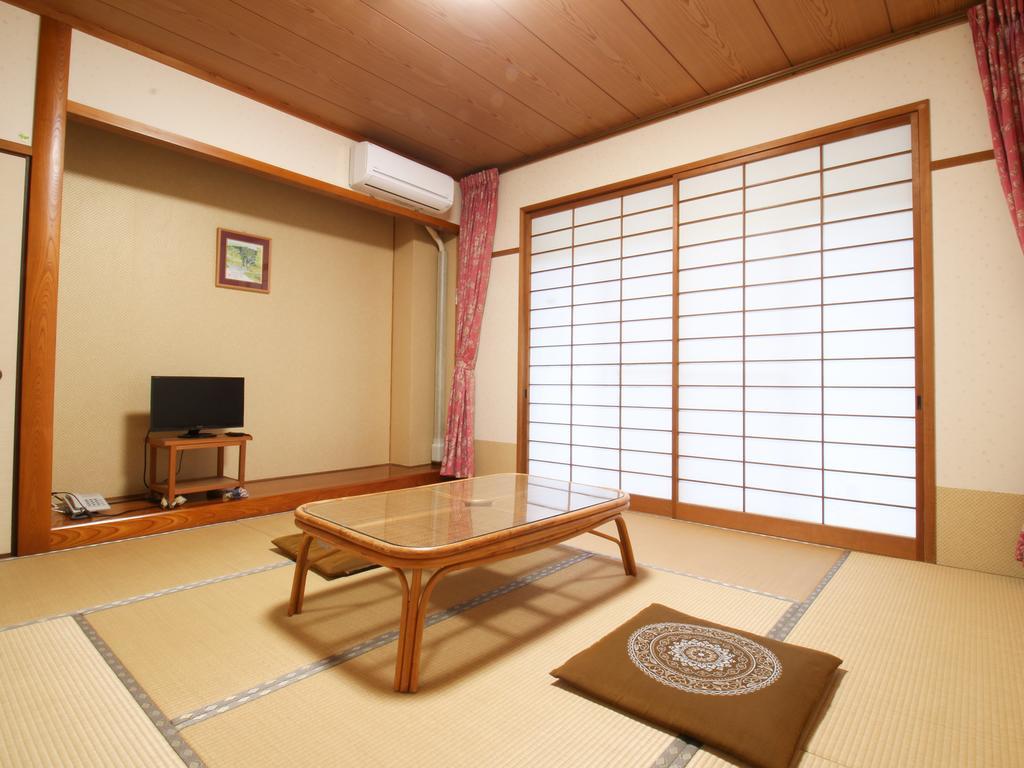 Yusenkaku Hotel Yatsushiro Exterior photo